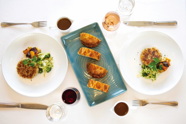 Marella Cruises, Marella Explorer 2 Piccadilly's Restaurant 5 ©TUI.jpg